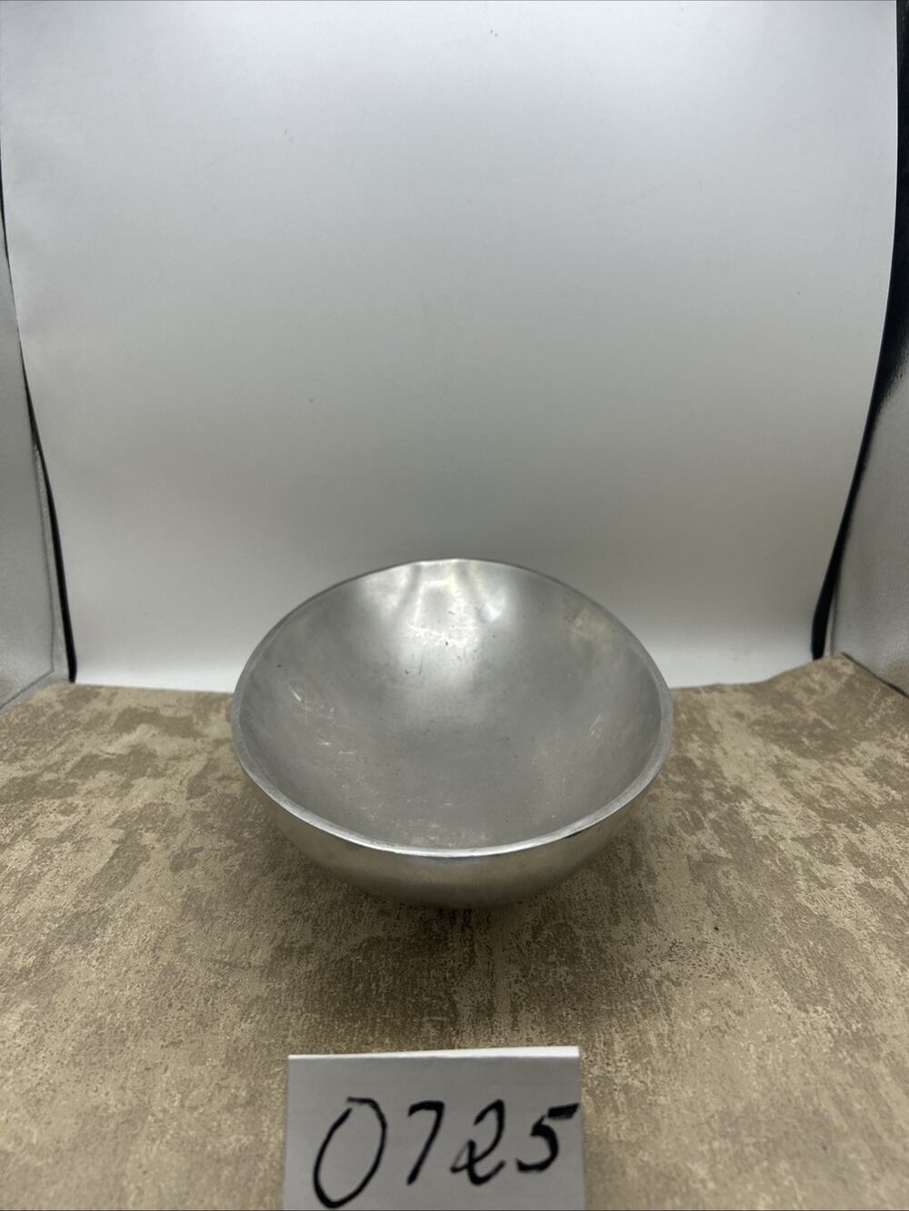 Metal Oblong Serving Bowl 1 Foot